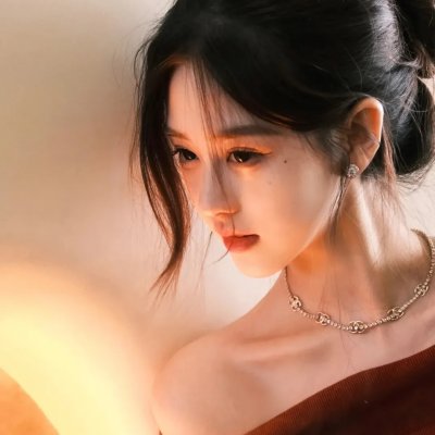 他的三个女儿
